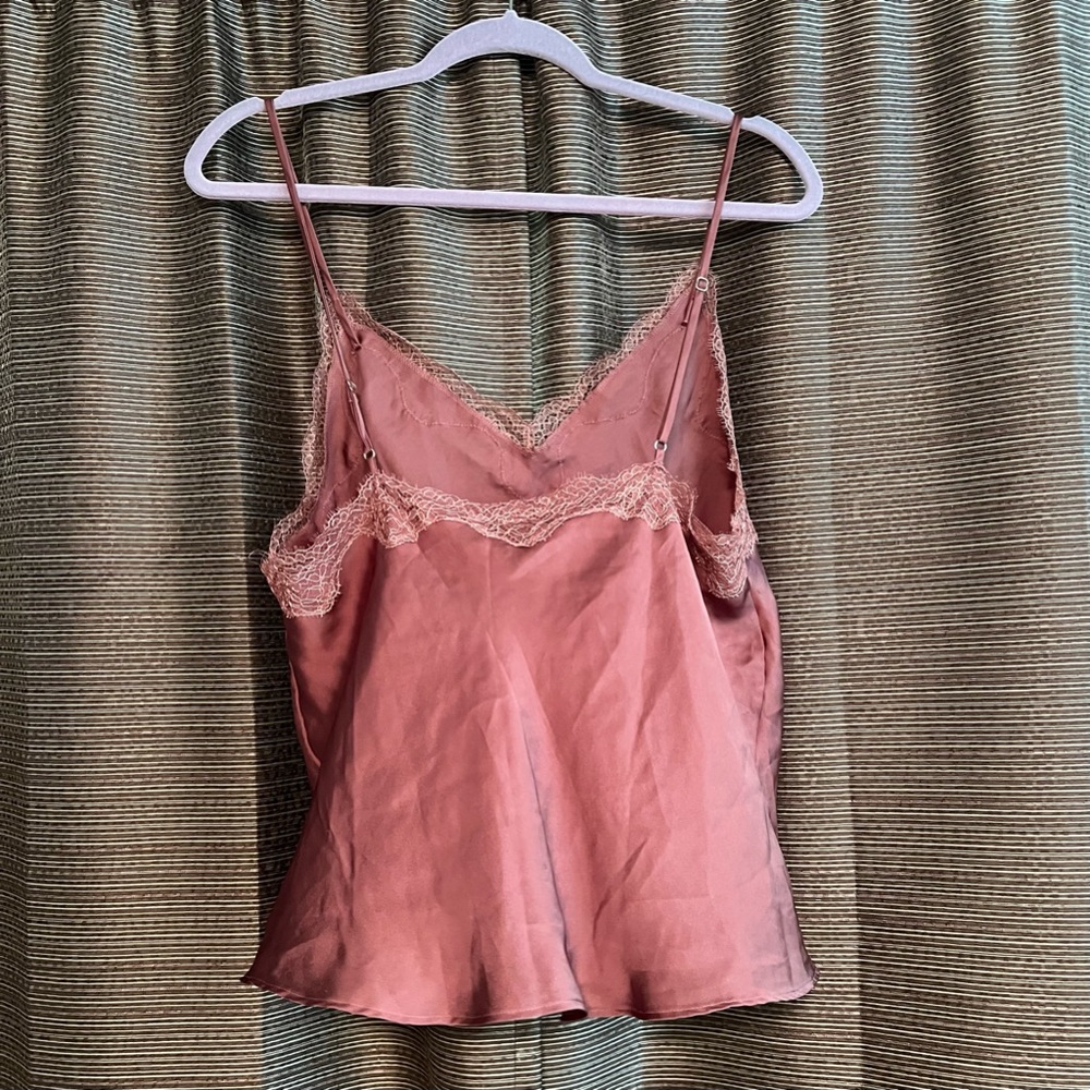 Victoria’s Secret Sleep Set - Picture 4 of 9
